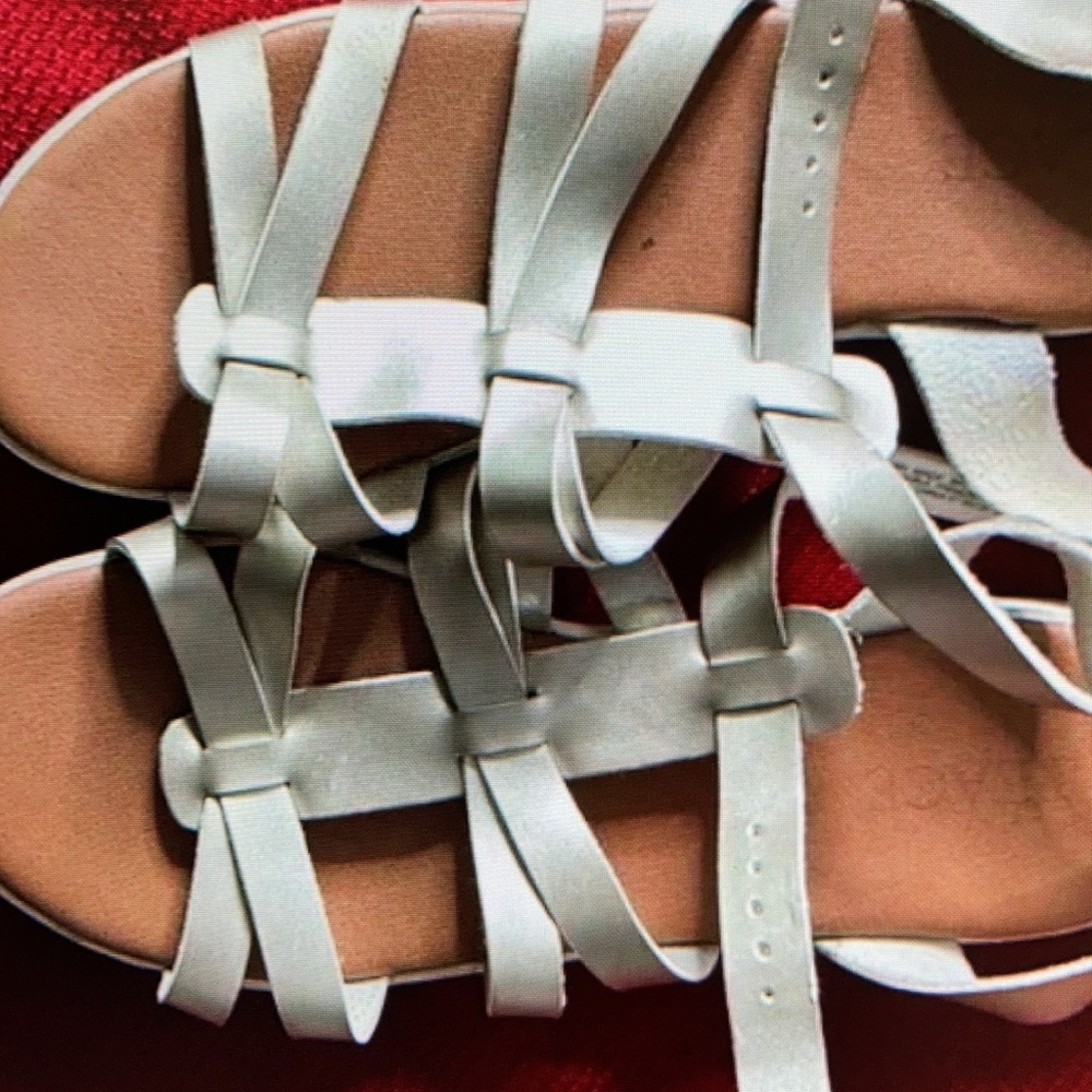 Breathable clothes for summer wear shoes